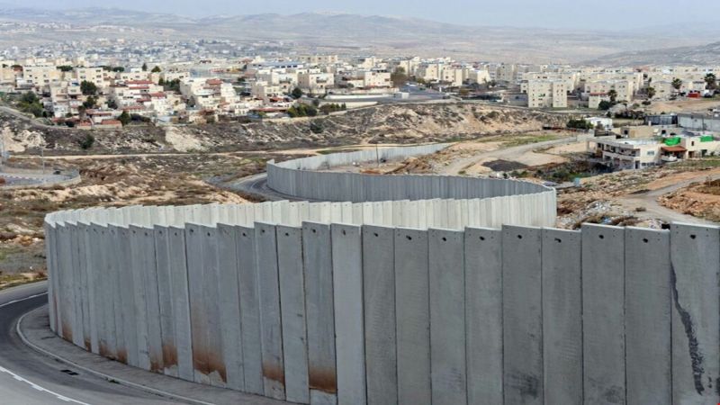 كيان العدو يشرع ببناء سياج جديد على حدود غزة