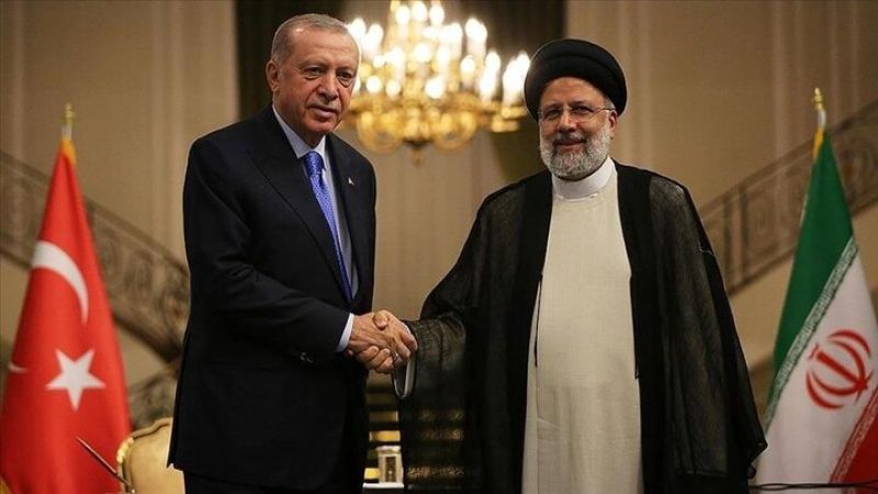 الرئيس الإيراني في اتصال مع نظيره التركي: ندعو قادة الدول الإسلامية إلى قطع علاقاتها مع&quot;إسرائيل&quot;