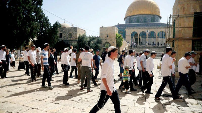 مستوطنون يبدؤون اقتحام المسجد الأقصى تزامنًا مع احتفالاتهم في ثالث أيام الفصح اليهودي