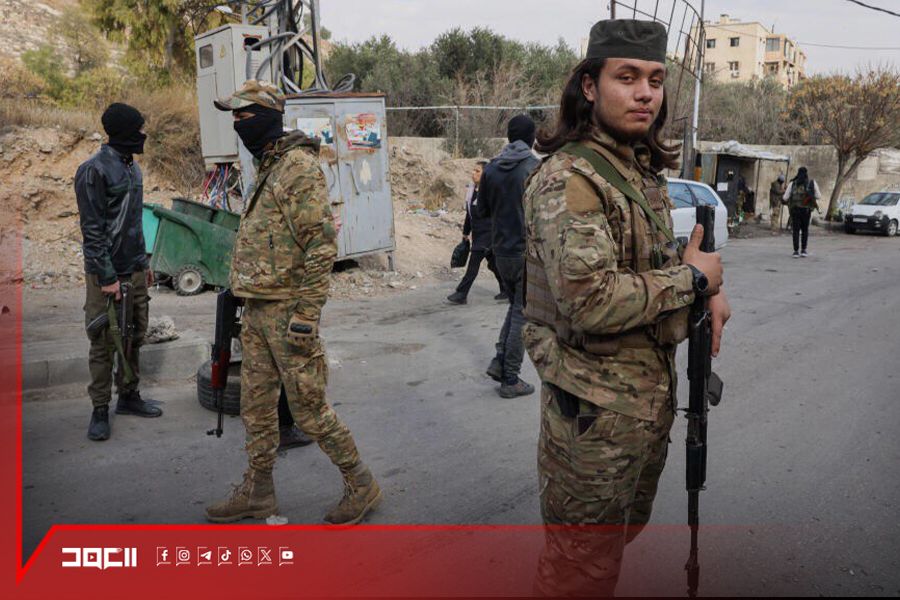 الثورة تأكل أبناءها.. التكفيريون الأوزبك إلى جانب الفرنسيين في مواجهة الجولاني