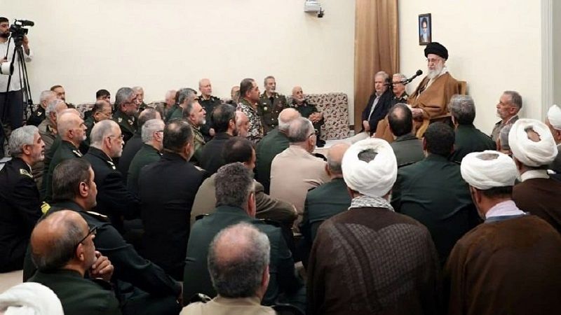 الإمام الخامنئي: تقدّم إيران أثار غيظ وسخط ضامِري السوء ويجب تعزيز الجهوزية القصوى باستمرار