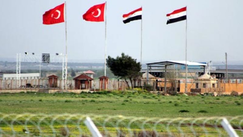 #الجيش_التركي يرسل تعزيزات جديدة إلى الحدود مع #سوريا