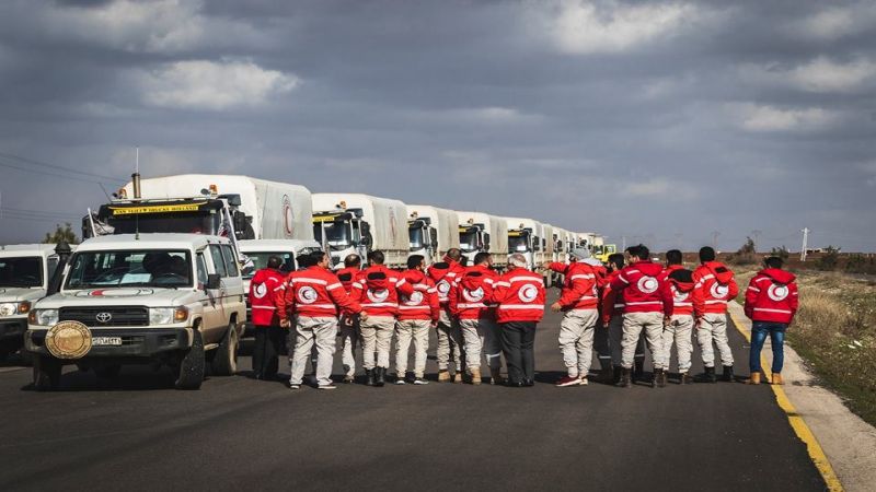#الهلال_الأحمر السوري يدخل 38 شاحنة غذائية إلى ريف درعا 