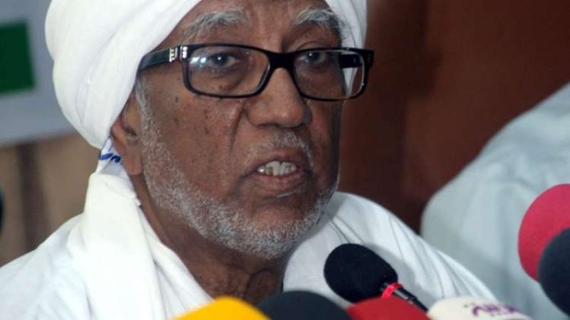 رئيس البرلمان السوداني ينفي تقارير عن انقلاب عسكري في البلاد