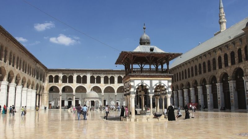 سوريا تنفي الإشعات حول اعتقال خطيب الجامع الأموي السابق