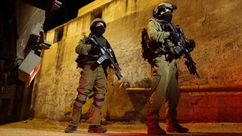 اصابات واعتقالات في صفوف الفلسطينيين بالضفة الغربية