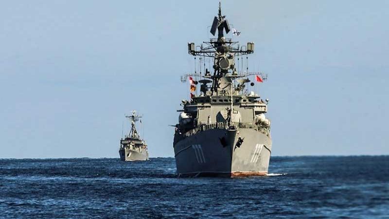 صور.. اليوم الثاني للمناورات البحرية المشتركة بين إيران وروسيا والصين