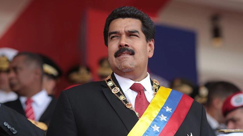 بعد إحباط الانقلاب المسلّح في فنزويلا.. مادورو يبرز منتصرًا