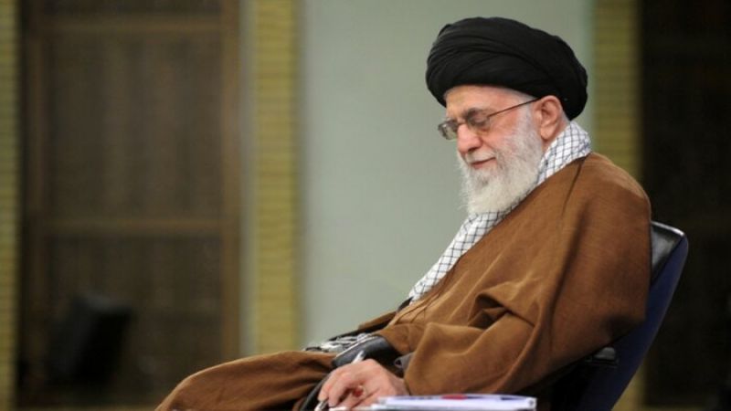 الإمام الخامنئي يعزي باستشهاد عدد من كوادر بحرية الجيش الايراني