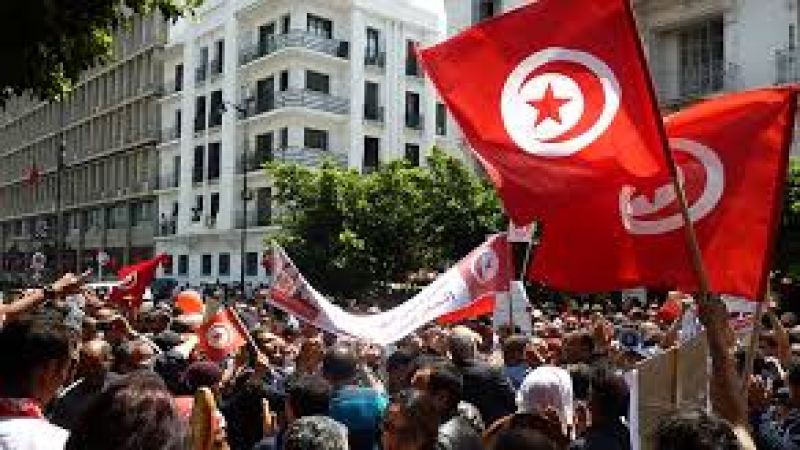 عودة الصراعات السياسية من جديد إلى تونس