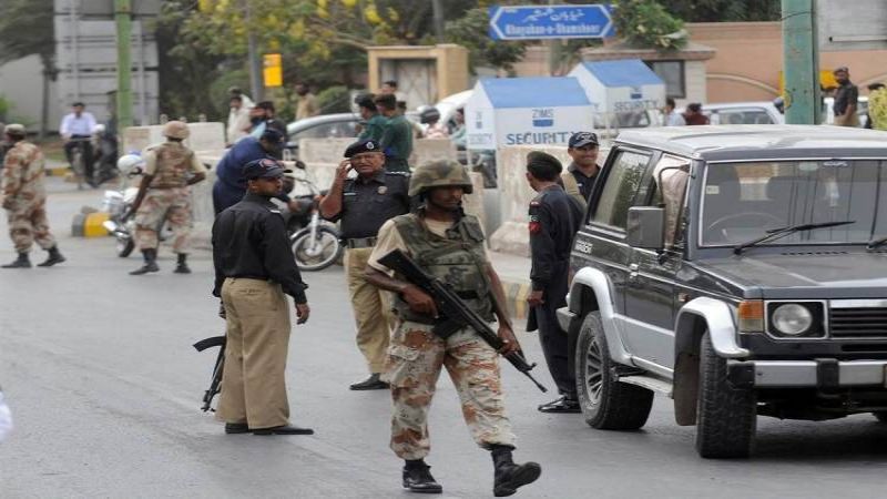 باكستان: قتلى وجرحي في هجوم مسلح على مبنى البورصة في كراتشي
