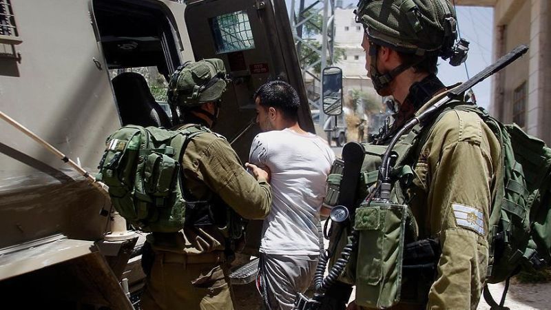 الاحتلال يعتقل 10 فلسطينيين من الضفة بينهم شقيقان 