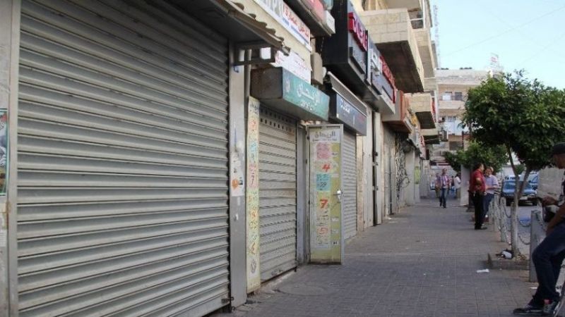 الحكومة الفلسطينية تُغلق محافظات الضفة الغربية بعد عودة تفشي "كورونا"