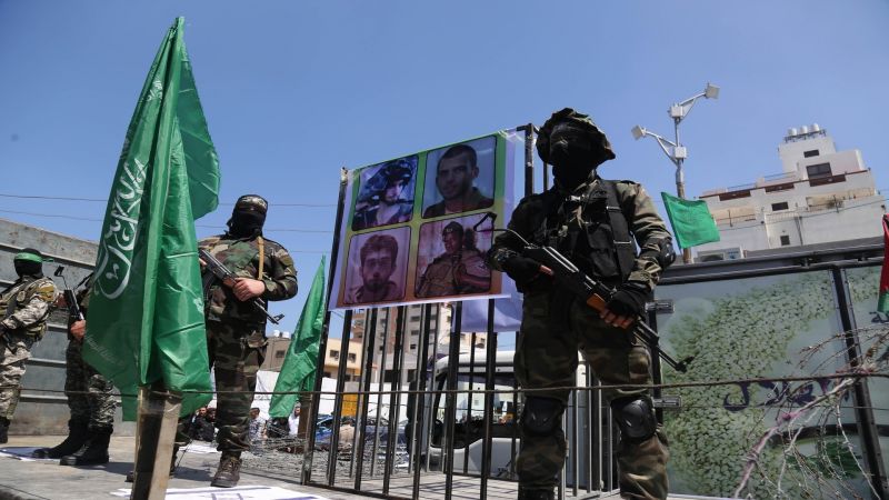 العدو يقدّم اقتراحًا جديدًا لتبادل الأسرى مع "حماس"