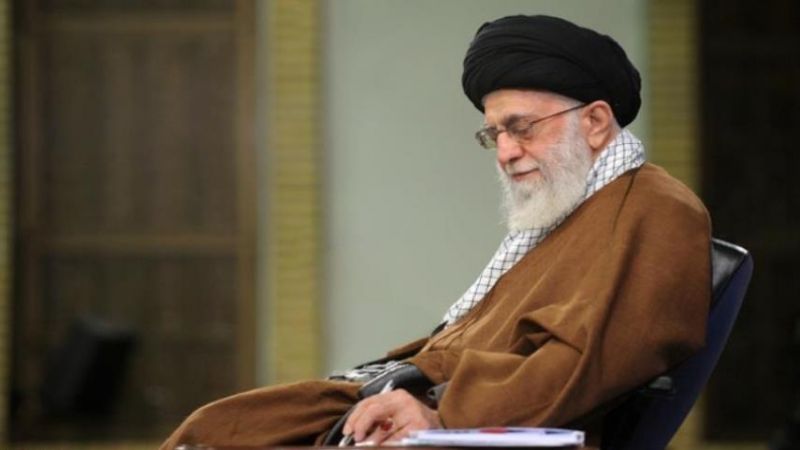 الإمام الخامنئي لوزير العلوم الإيراني: التواصل بين الجامعة والصناعة مهم للغاية