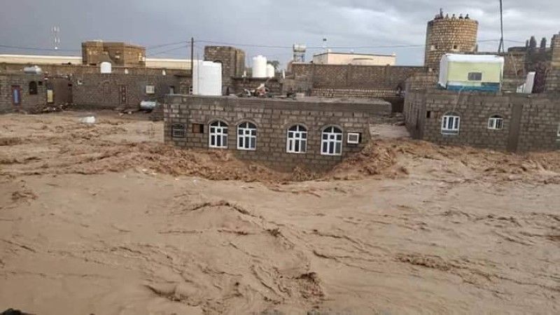 للإغاثة من أضرار السيول.. تشكيل لجان طوارئ بأمانة صنعاء والمحافظات