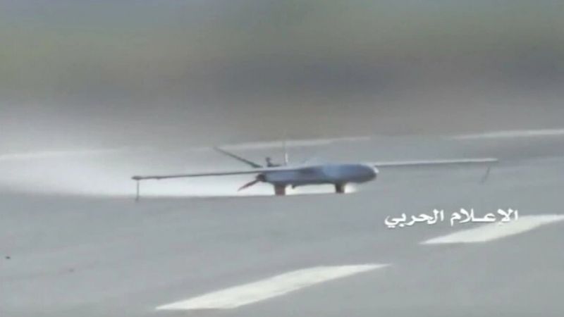 لليوم الثالث على التوالي.. مطار أبها السعودي تحت نيران المسيرات اليمنية  