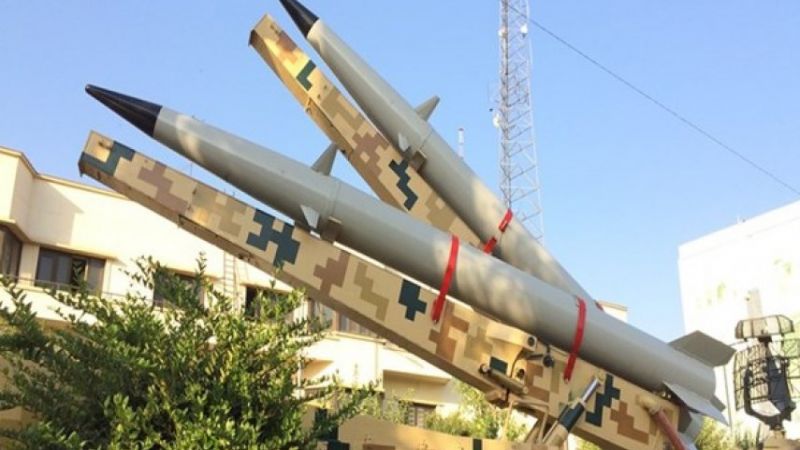 الحرس الثوري يكشف عن منصّة لإطلاق صاروخيْن من نوع رعد 500