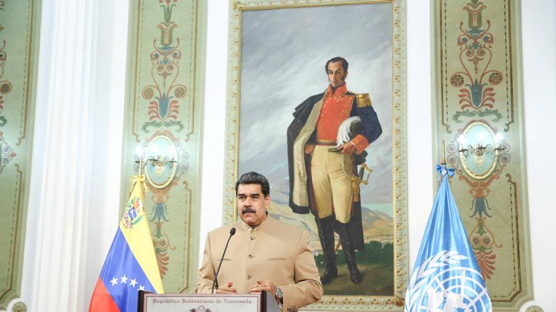 مادورو: إيران وفنزويلا صامدتان بكل اعتزاز في وجه التحديات