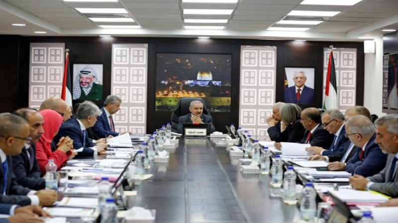 الحكومة الفلسطينية تنفي تهديد الاتحاد الاوروبي وقف مساعداته للسلطة