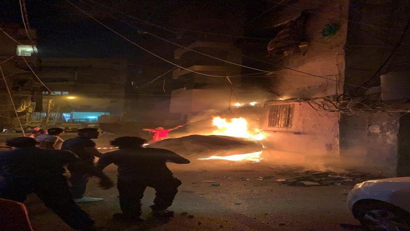  الجيش ضرب طوقا أمنيا حول مكان الانفجار الذي وقع في خزان مازوت في ساحة أبو شاكر وعمل على تفريق المواطنين