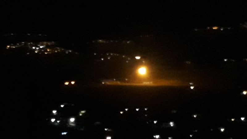 الجيش: إطلاق العدو "الإسرائيلي" قنابل مضيئة فوق منطقة سهل الخيام