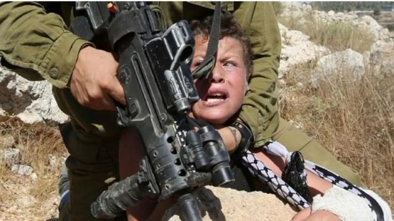 في اليوم العالمي للطفل.. أطفال فلسطين قيد الاعتقال