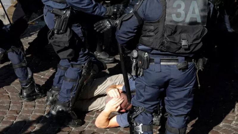 هل يقرّ البرلمان الفرنسي القانون الأمني لقمع الحريات