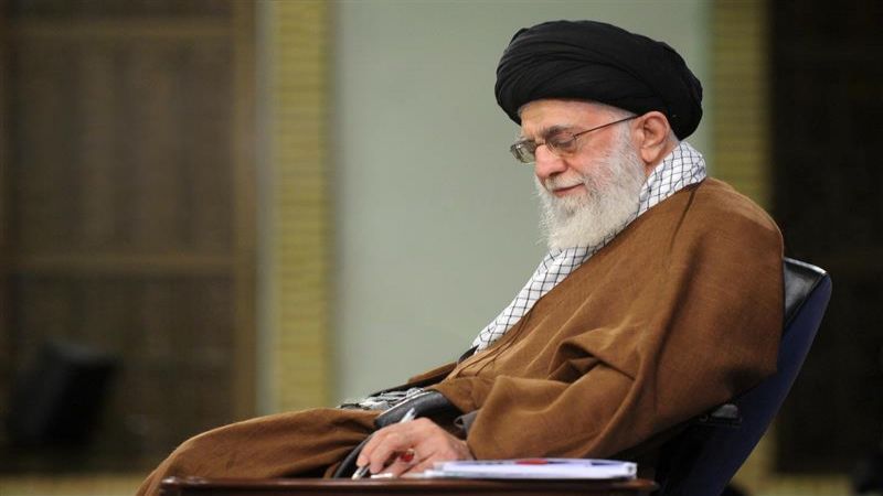 الإمام الخامنئي في ذكرى تأسيس "البسيج": التعبئة ثروة كبرى للشعب الإيراني