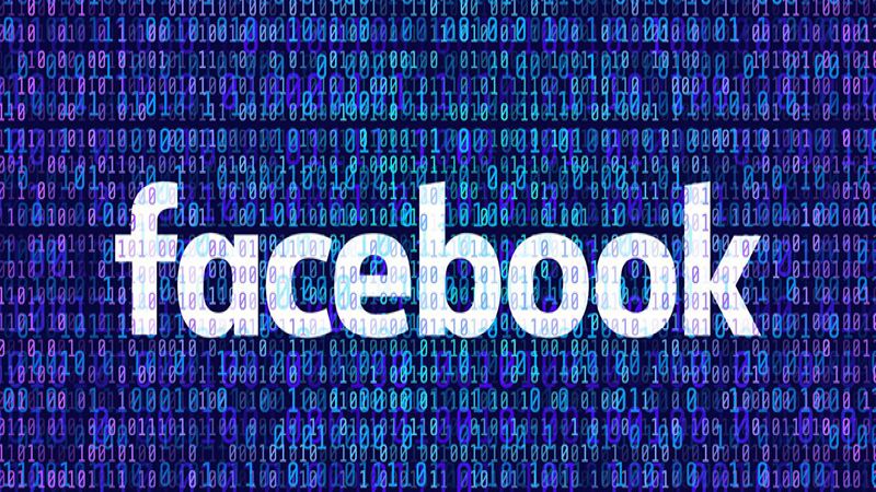"فيسبوك" قد تضطر للاستغناء عن واتساب وإنستغرام 