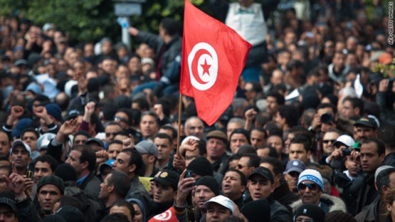تونس: غضب شعبي وحصاد مرّ لسنوات من السياسات المتعثرة