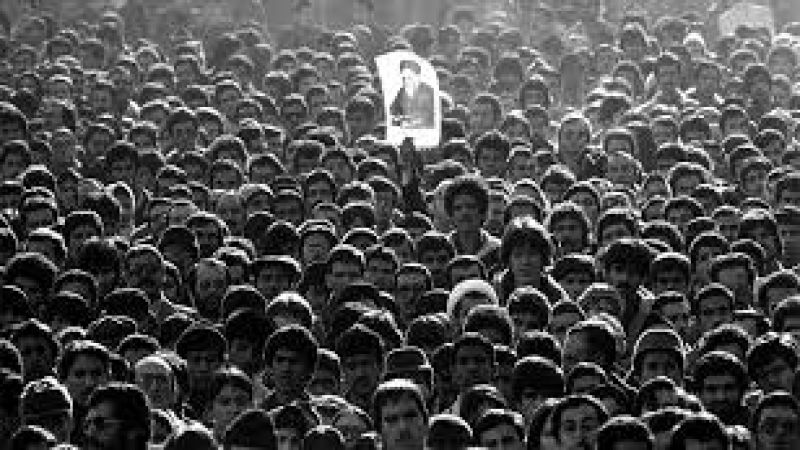 الثورة الايرانية.. انجازات وفرص من رحم التحديات