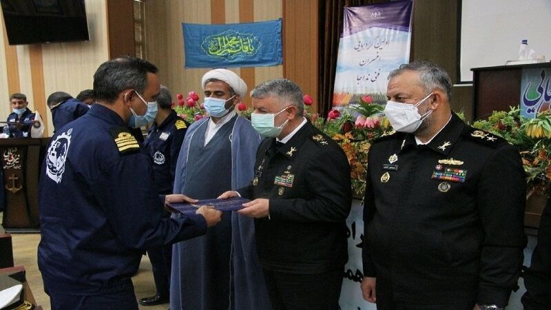قائد سلاح البحر في الجيش الإيراني: تواجد قواتنا في المياه الدولية أفشل دسائس العدو