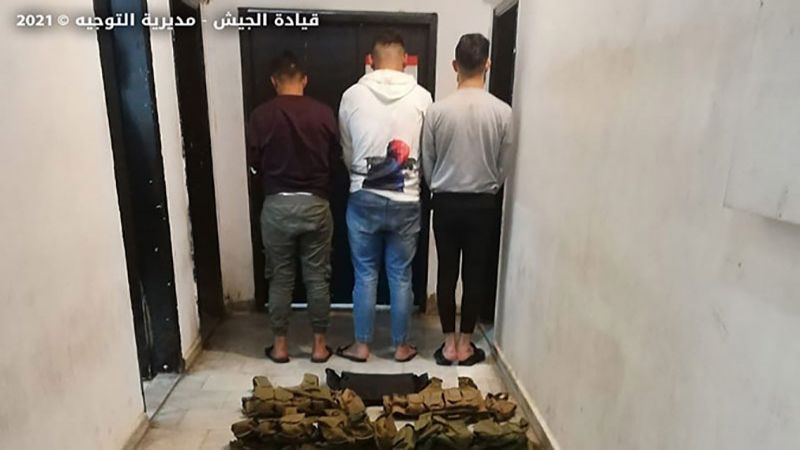 الجيش: دهم وتوقيف مطلوبين في محلة صبرا