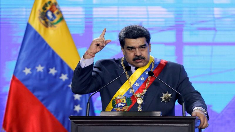 مادورو مواجها العقوبات: "النفط مقابل اللّقاح"