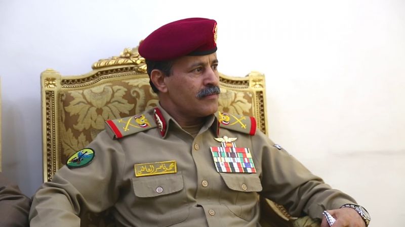 وزير الدفاع اليمني: بنك أهدافنا في العمق السعودي مليء وأمامنا استراتيجية "الوجع الكبير"