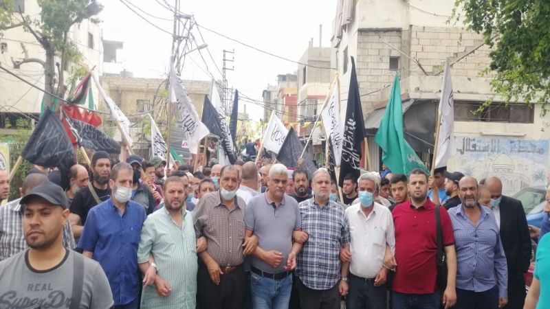 "جمعة غضب" في المخيمات الفلسطينية رفضاً للعدوان على غزة