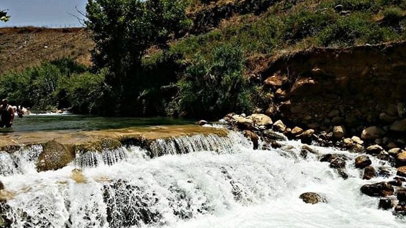 لبنان: جيش الاحتلال يطلق النار فوق رأس أحد عمال منتزهات الوزاني 