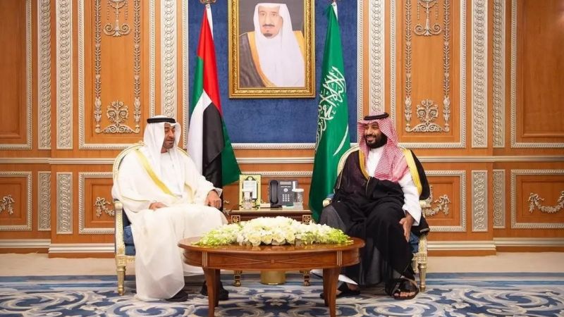ماذا يحصل بين الإمارات والسعودية؟