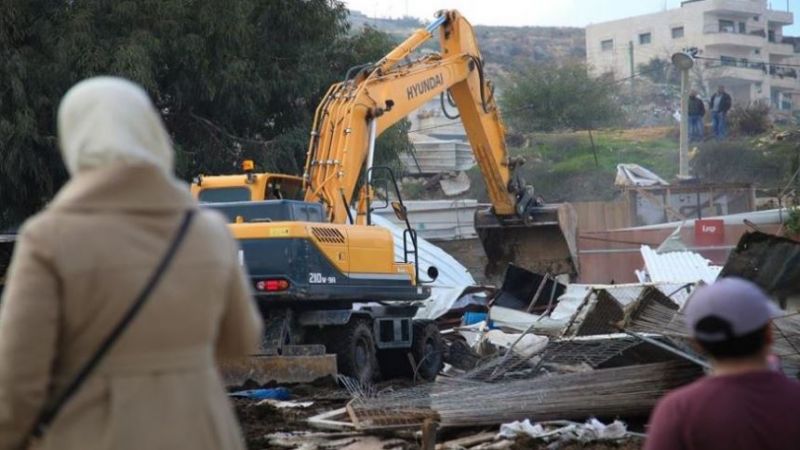 الاحتلال يهدم خمس منشآت في قرية حارس غرب سلفيت بالضفة الغربية