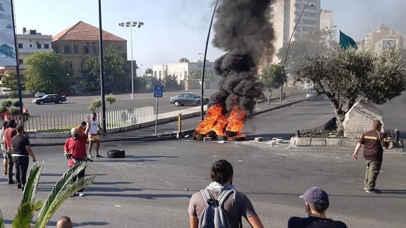 لبنان: قطع عدد من الطرقات في صيدا