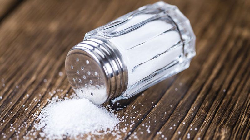 من يستغنون عن الملح قد يكونون أكثر عُرضة للموت المبكر!