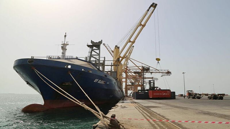 القرصنة السعودية تمنع سفن المشتقات النفطية من دخول اليمن