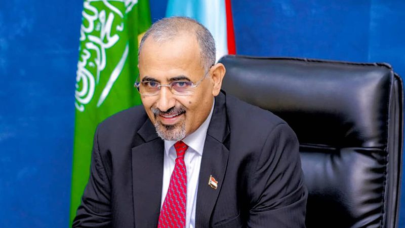 اليمن: رئيس "المجلس الانتقالي" التابع للسعودية مستعدّ للتطبيع مع العدو