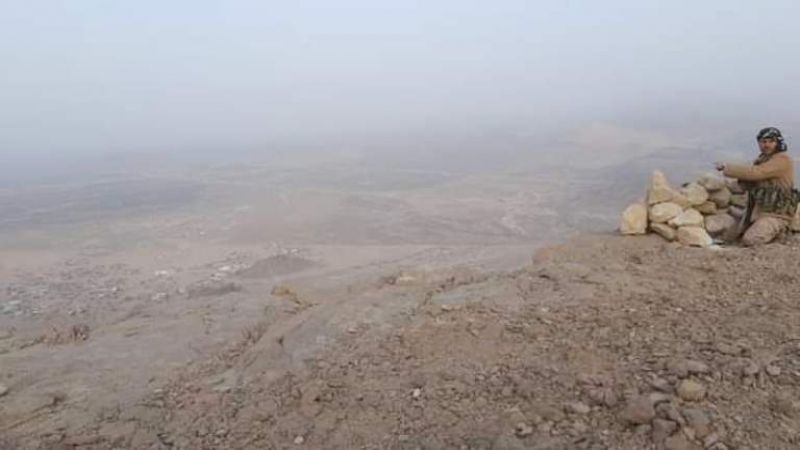 الجيش اليمني يُسيطر على جبال استراتيجية في الصحراء الفاصلة بين الجوف ومأرب