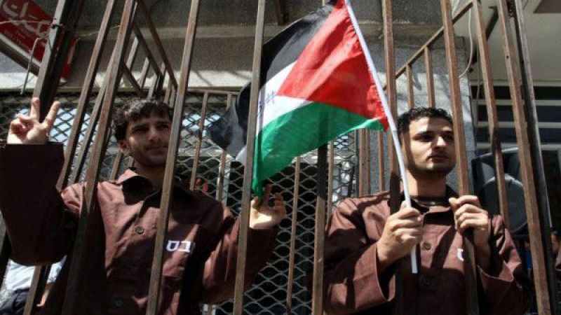 فلسطين.. السجن المؤبد لـ546 أسيرًا والعشرات منهم عمداء الأسرى