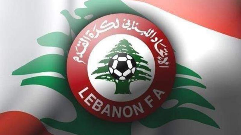 الجمهور اللبناني يعود إلى الملاعب
