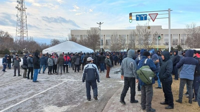 الخارجية الروسية: نراقب الوضع في كازاخستان وندعو للحوار بعيدًا غن أعمال الشغب