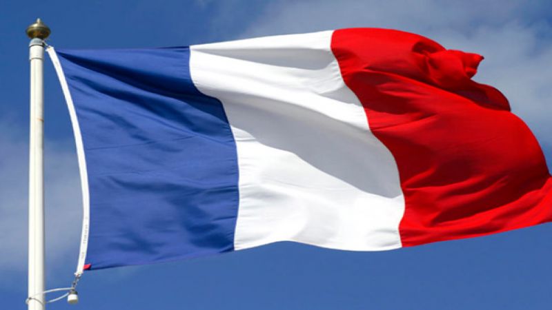فرنسا تدعو رعاياها إلى مغادرة أوكرانيا 
