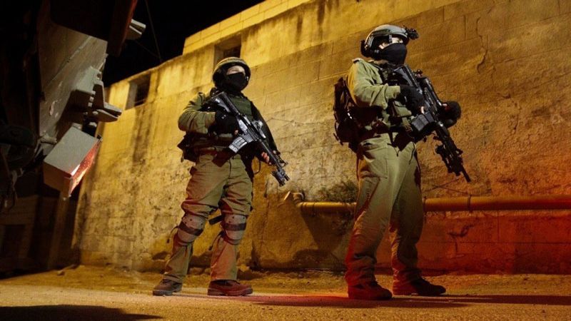 اعتداءات على الفلسطينيين ومداهمات ردًا على عملية بئر السبع